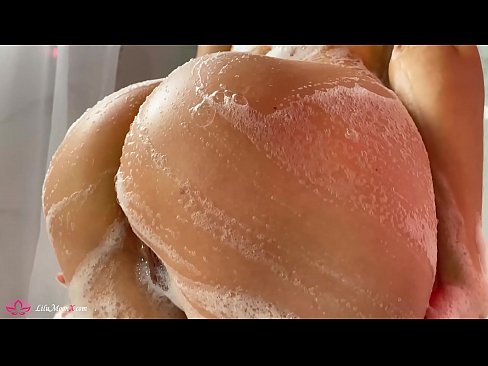 ❤️ سبزه با ارتعاش گربه خودارضایی می کند تا ارگاسم شدید در دوش گرفتن ☑ لعنتی در fa.kutjeporno.ru ️❤